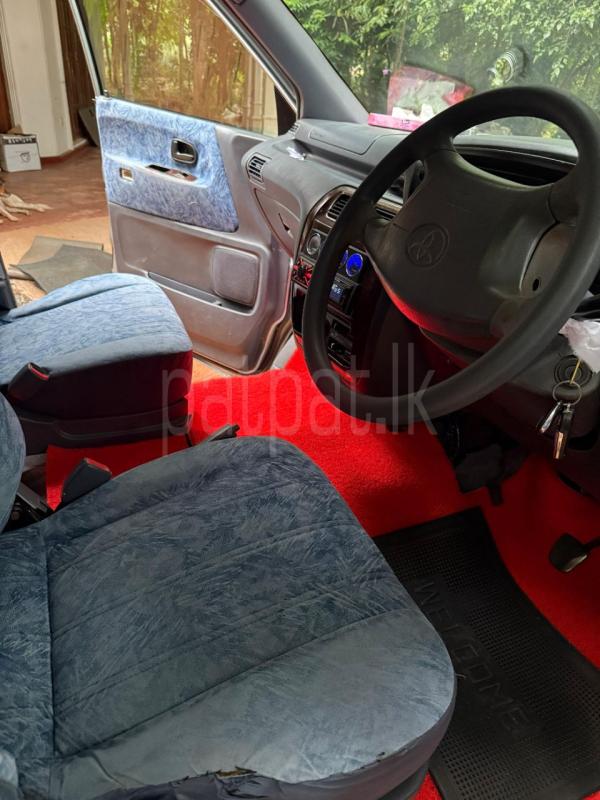 Toyota Noah 1998 - Used Van sale in Sri Lanka - patpat.lk