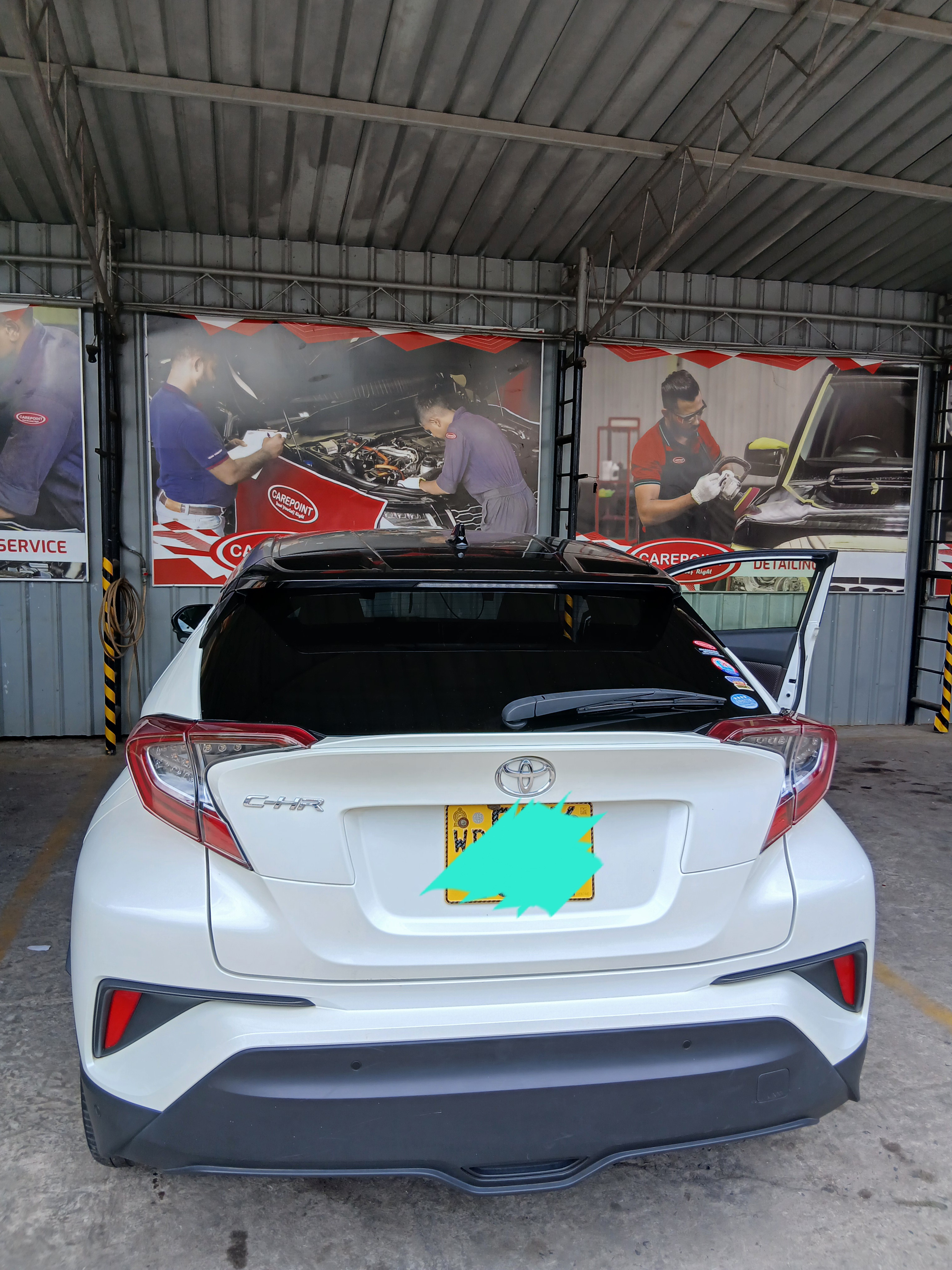 Toyota CHR 2018 - பயன்படுத்தப்பட்டது SUV sale in Sri Lanka - patpat.lk