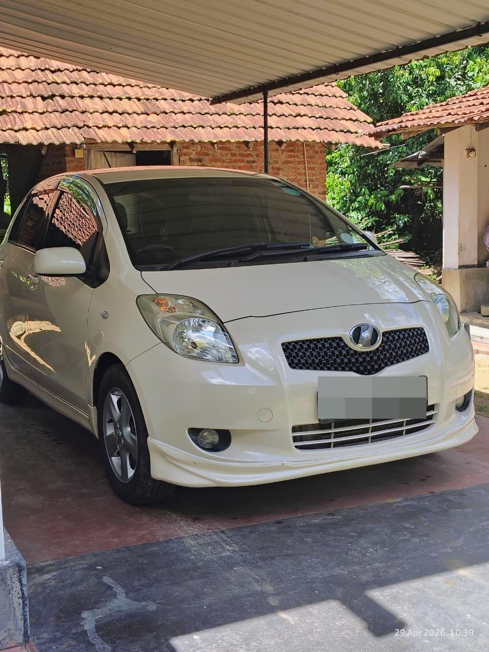 Toyota Vitz 2007 - භාවිතා කරන ලද කාර් sale in Sri Lanka - patpat.lk