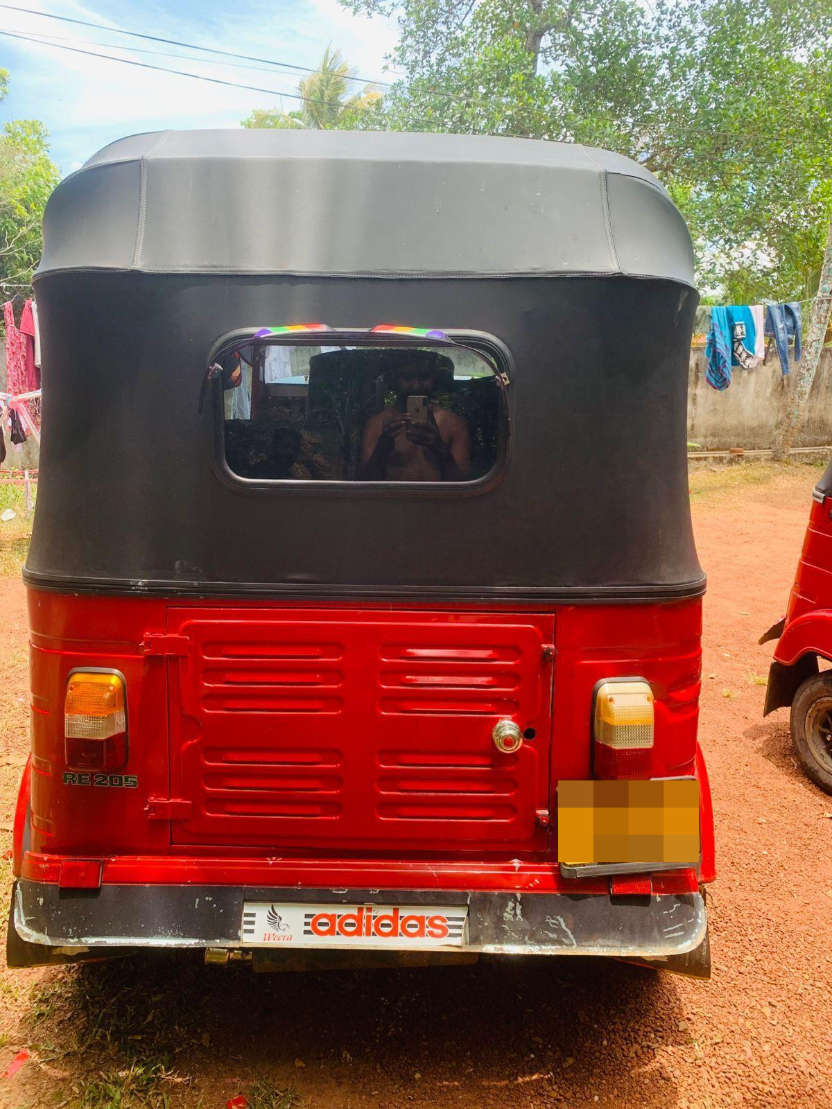 Bajaj Three Wheel 2011 - භාවිතා කරන ලද ත්‍රිරෝද රථය sale in Sri Lanka - patpat.lk