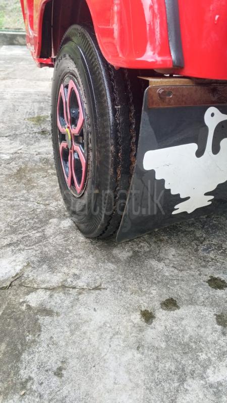 Bajaj 4 stroke 2011 - பயன்படுத்தப்பட்டது முச்சக்கர வண்டி sale in Sri Lanka - patpat.lk