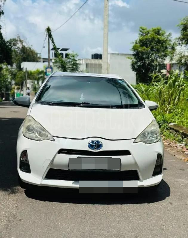 Toyota Aqua 2012 - භාවිතා කරන ලද කාර් sale in Sri Lanka - patpat.lk