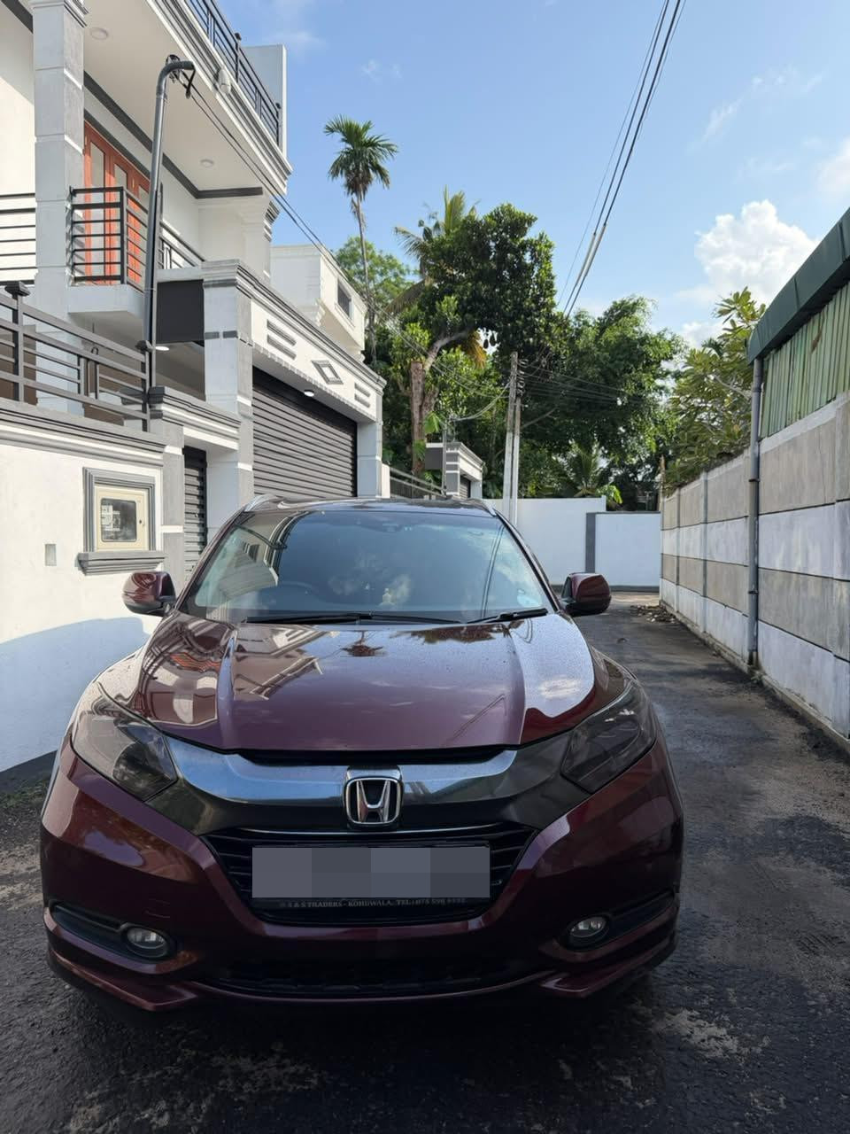 Honda Vezel 2014 - பயன்படுத்தப்பட்டது SUV sale in Sri Lanka - patpat.lk