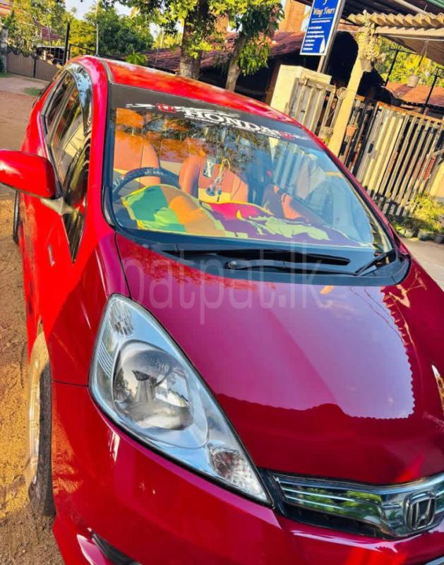 Honda Fit 2012 - பயன்படுத்தப்பட்டது கார் sale in Sri Lanka - patpat.lk