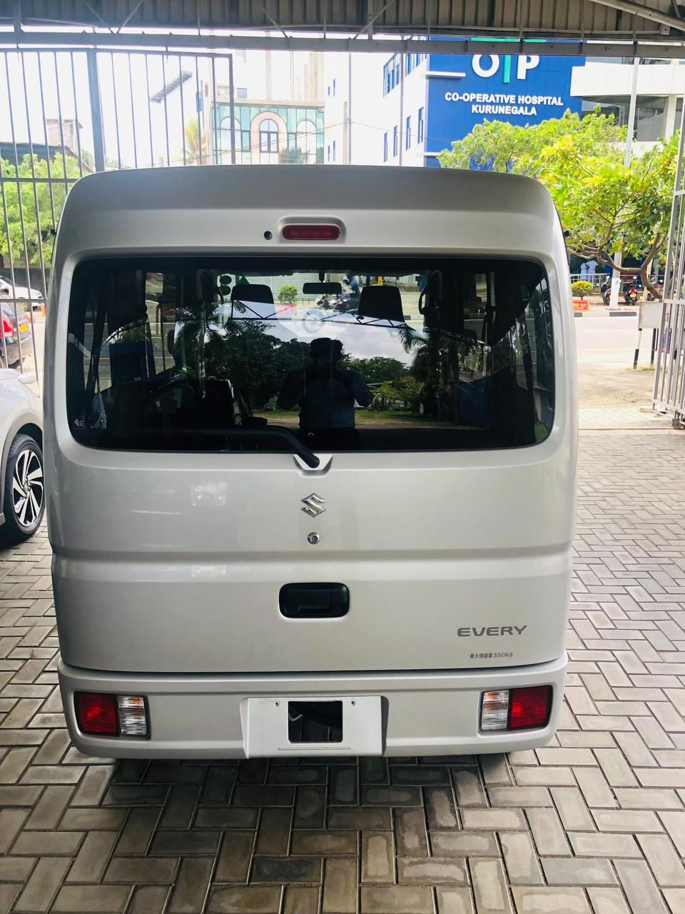 Suzuki Every 2023 - மறுசீரமைக்கப்பட்டது வேன் sale in Sri Lanka - patpat.lk