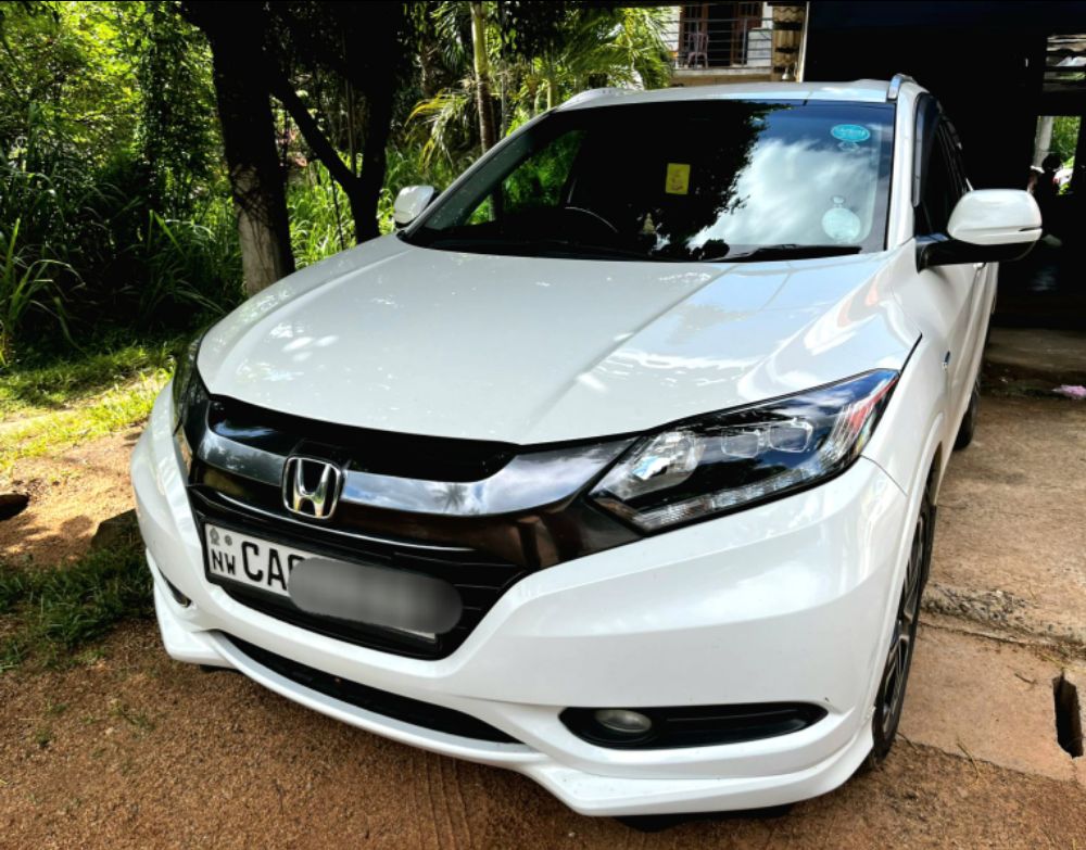 Honda Vezel 2014 - பயன்படுத்தப்பட்டது SUV sale in Sri Lanka - patpat.lk