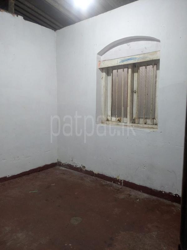 House for Rent in Makola