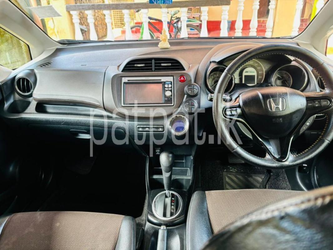 Advertisement image 6