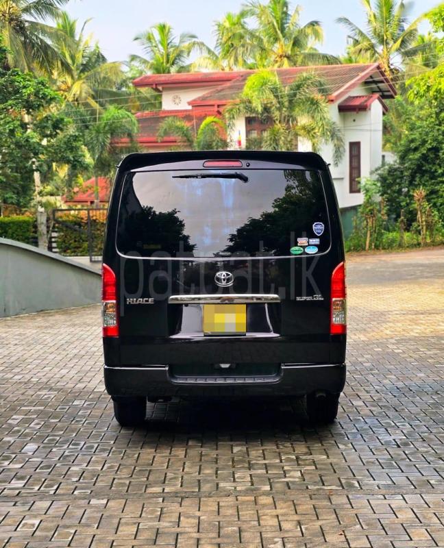 Toyota Hiace 2015 - மறுசீரமைக்கப்பட்டது வேன் sale in Sri Lanka - patpat.lk