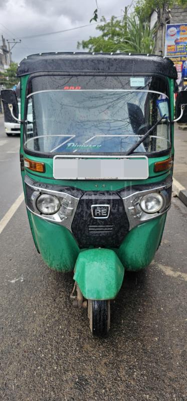 Bajaj Three Wheel 2016 - பயன்படுத்தப்பட்டது முச்சக்கர வண்டி sale in Sri Lanka - patpat.lk