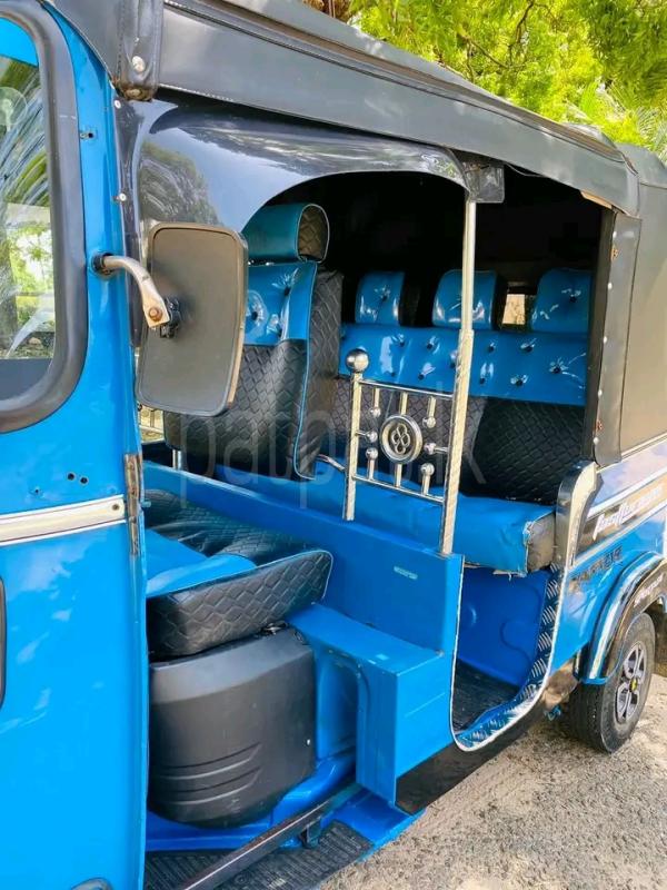 Bajaj Three Wheel 2014 - Used Three wheeler sale in Sri Lanka - patpat.lk