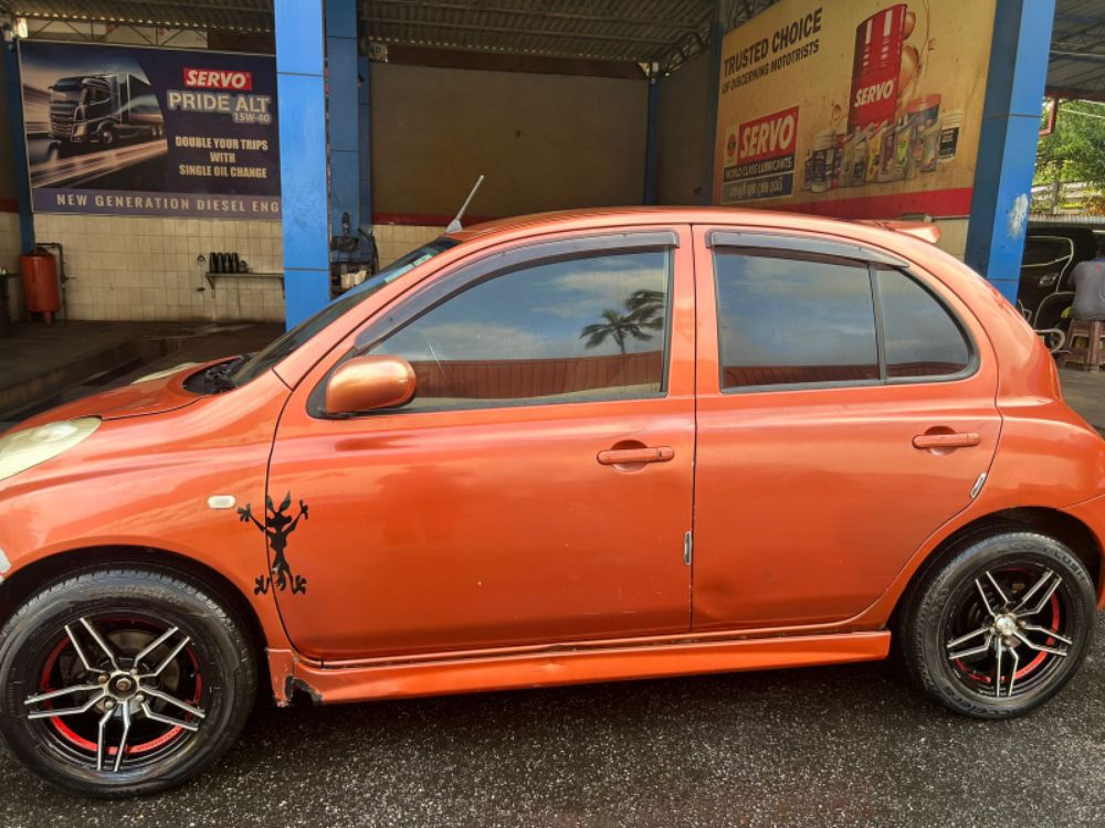 Nissan March 2002 - பயன்படுத்தப்பட்டது கார் sale in Sri Lanka - patpat.lk