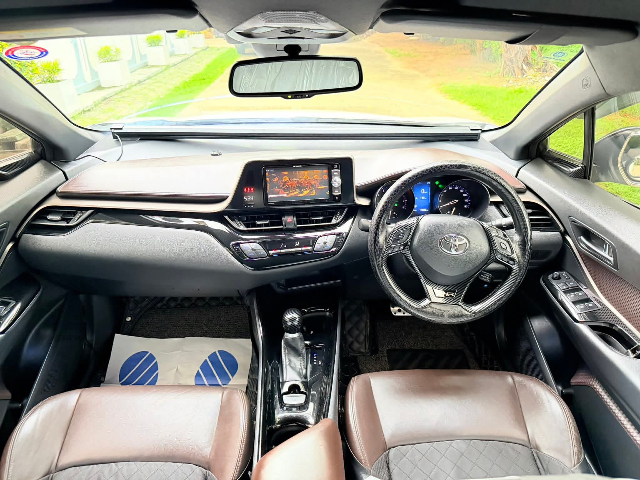 Toyota CHR 2018 - பயன்படுத்தப்பட்டது SUV sale in Sri Lanka - patpat.lk