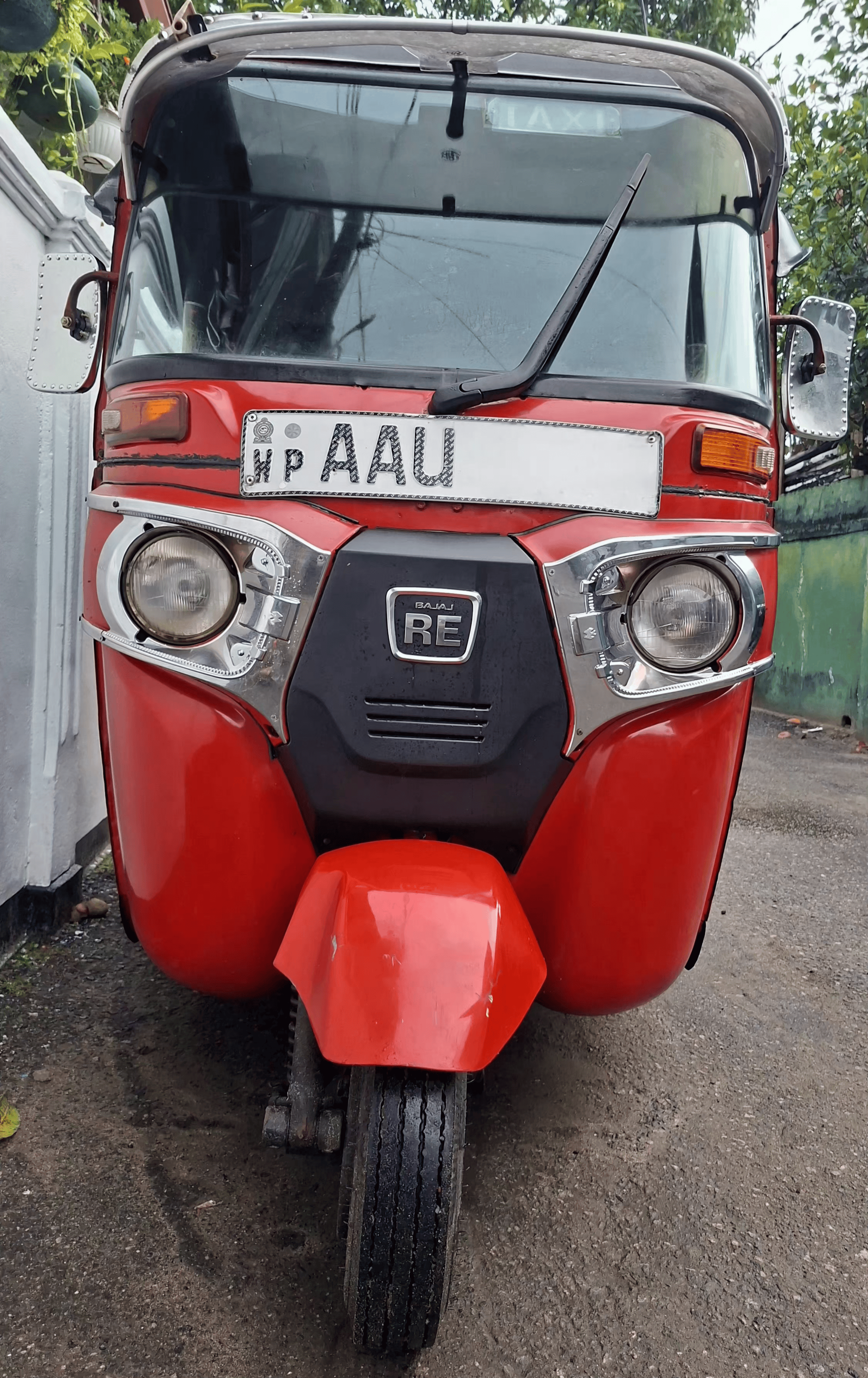 Bajaj Three Wheel 2014 - பயன்படுத்தப்பட்டது முச்சக்கர வண்டி sale in Sri Lanka - patpat.lk