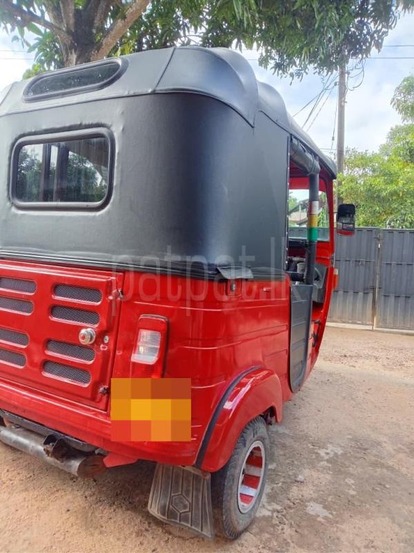 Bajaj 4 stroke 2010 - භාවිතා කරන ලද ත්‍රිරෝද රථය sale in Sri Lanka - patpat.lk