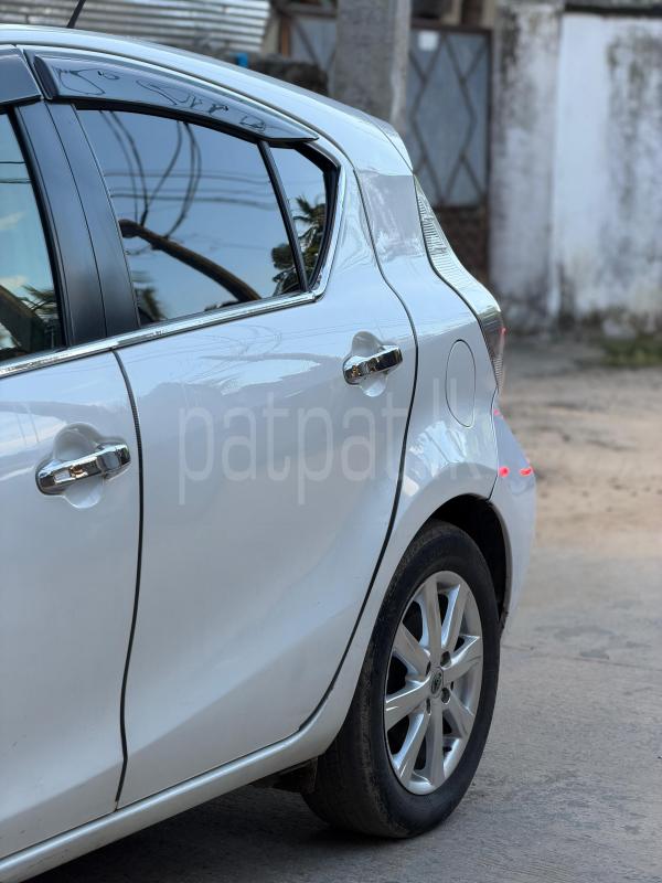 Toyota Aqua 2013 - பயன்படுத்தப்பட்டது கார் sale in Sri Lanka - patpat.lk