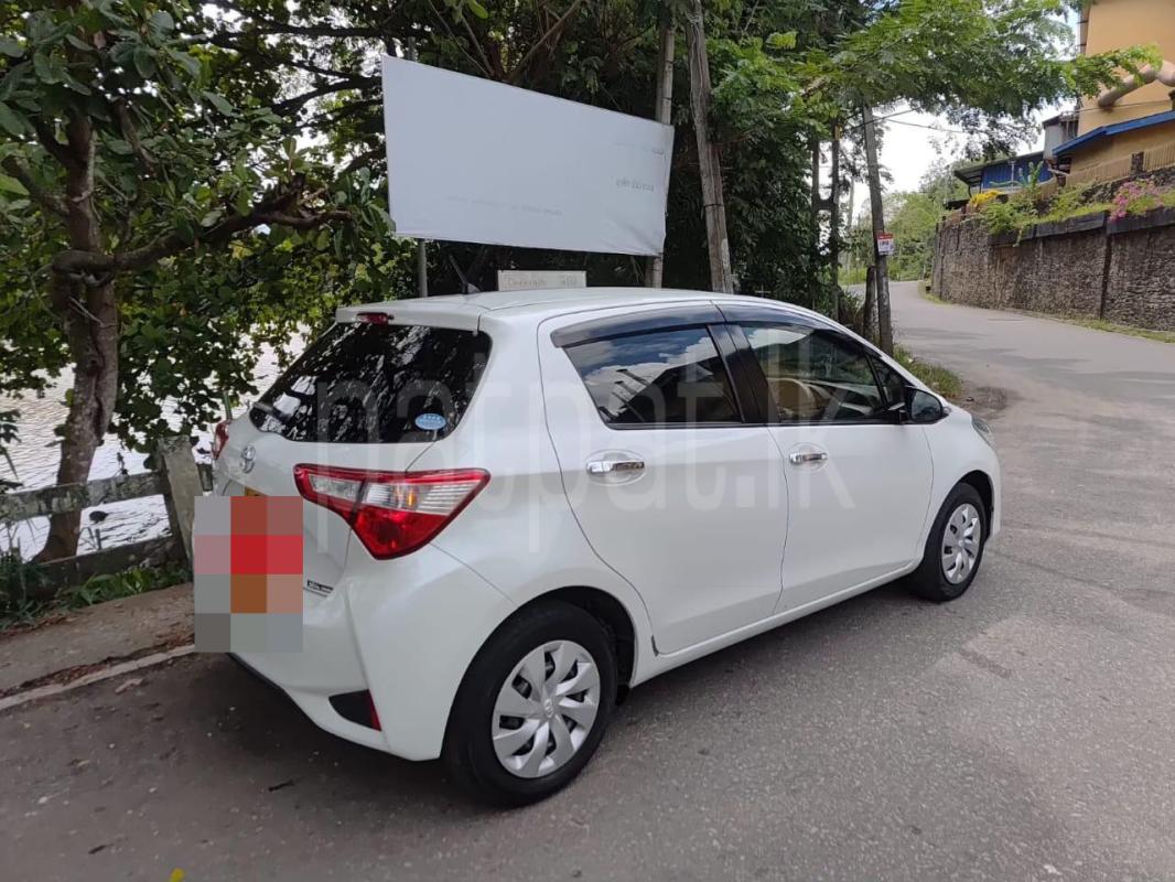 Toyota Vitz 2018 - භාවිතා කරන ලද කාර් sale in Sri Lanka - patpat.lk