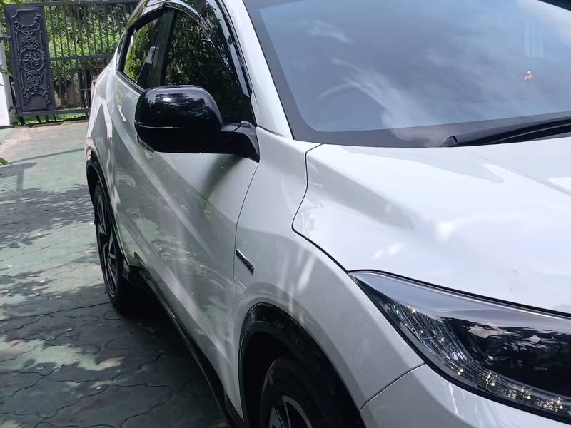 Honda Vezel 2018 - பயன்படுத்தப்பட்டது SUV sale in Sri Lanka - patpat.lk