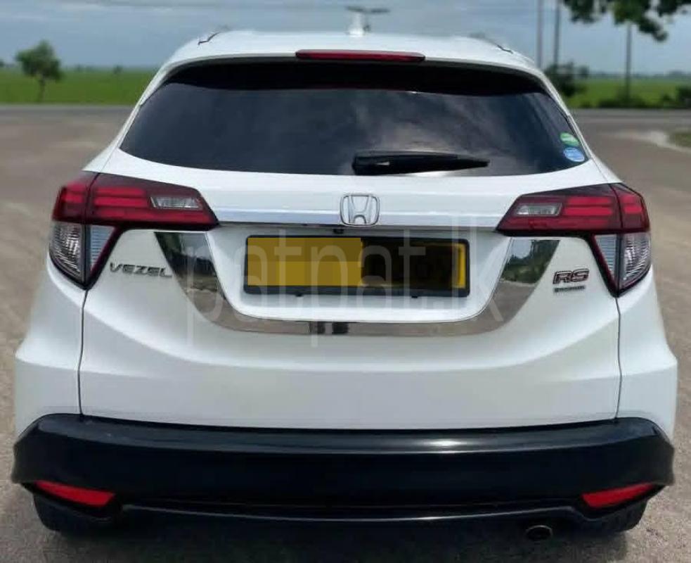 Honda Vezel 2017 - பயன்படுத்தப்பட்டது SUV sale in Sri Lanka - patpat.lk