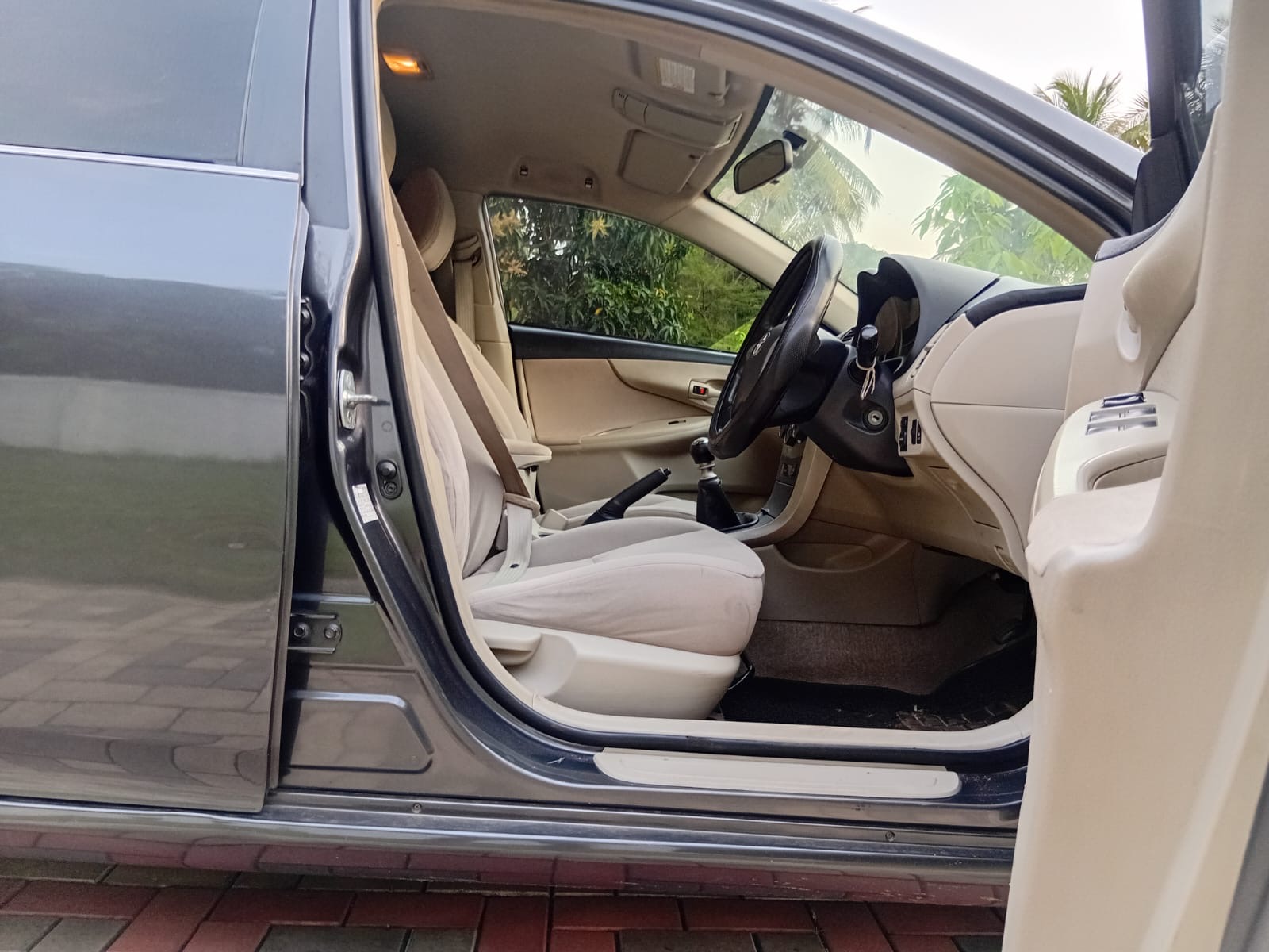 Toyota Corolla 2010 - භාවිතා කරන ලද කාර් sale in Sri Lanka - patpat.lk