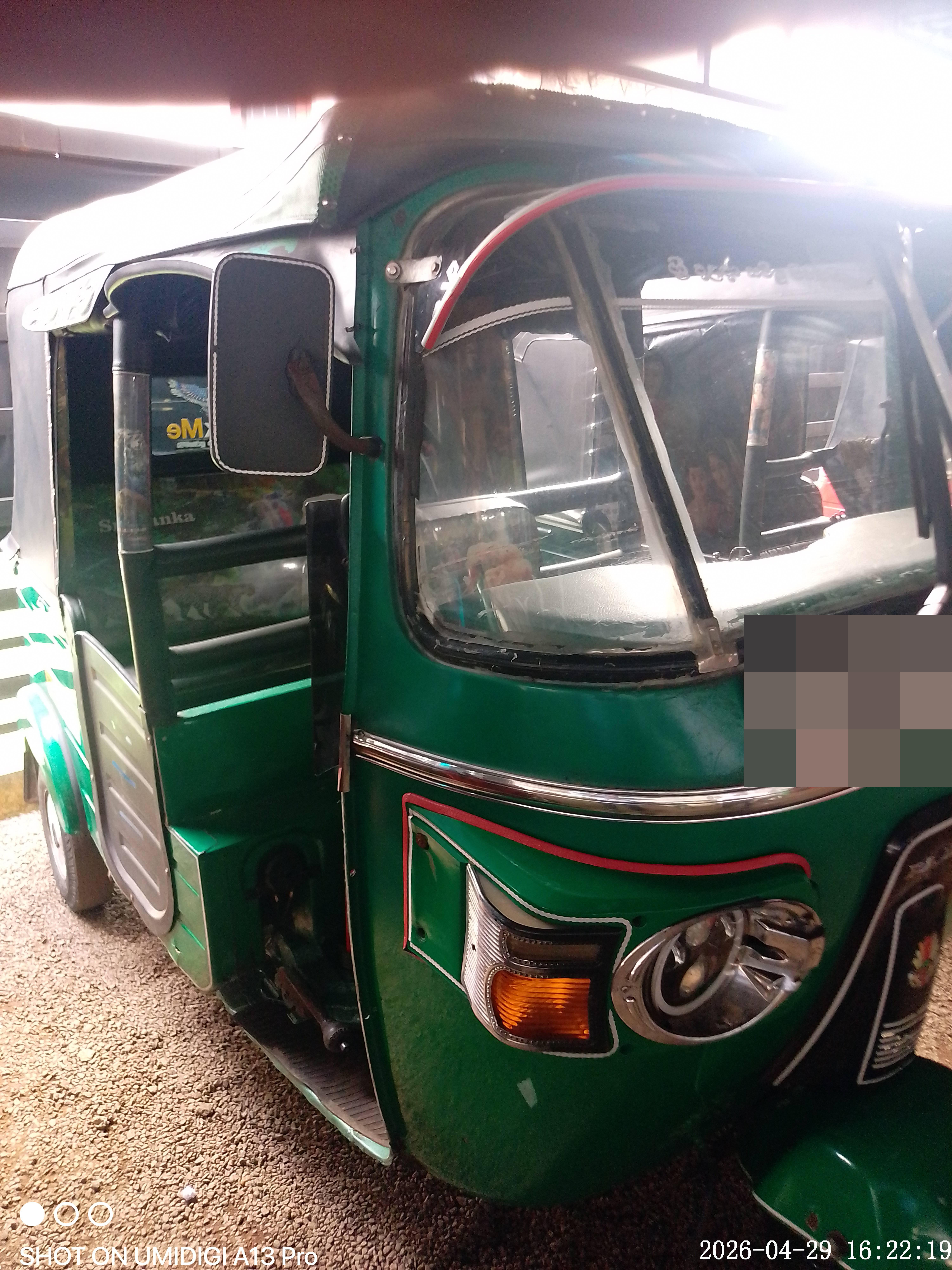 Bajaj Three Wheel 2010 - பயன்படுத்தப்பட்டது முச்சக்கர வண்டி sale in Sri Lanka - patpat.lk