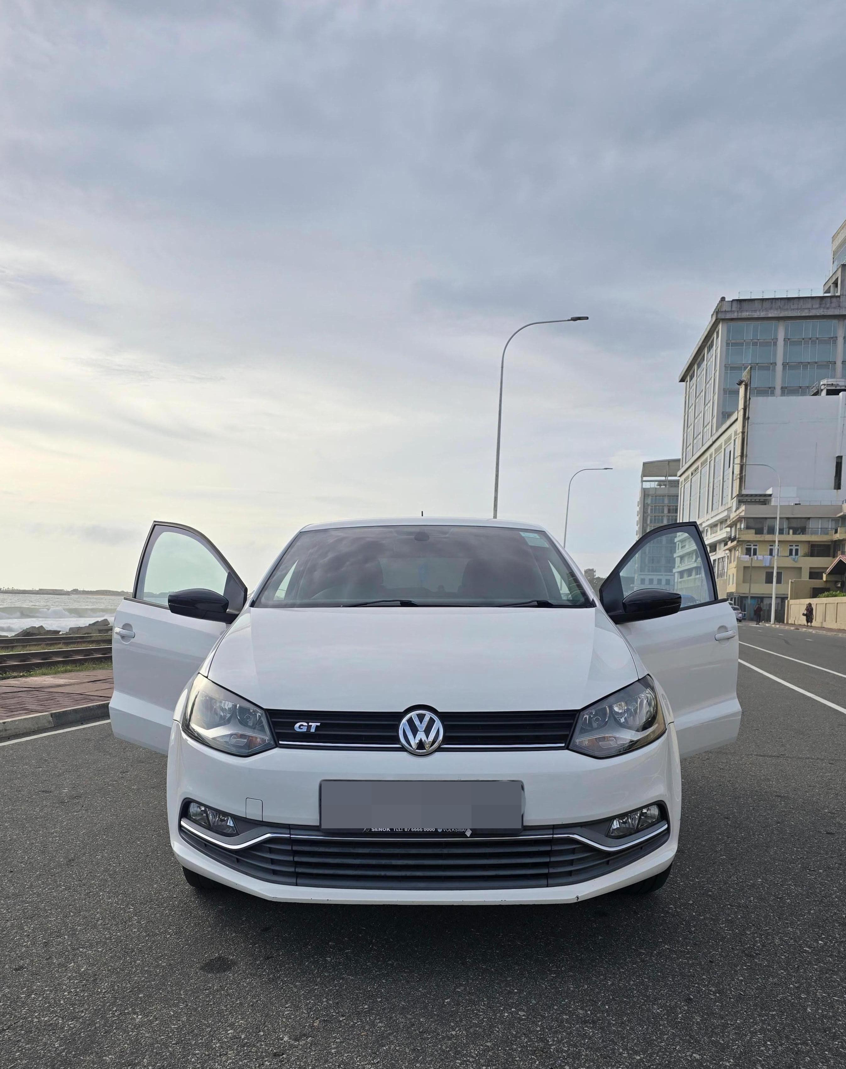 Volkswagen Polo 2016 - பயன்படுத்தப்பட்டது கார் sale in Sri Lanka - patpat.lk