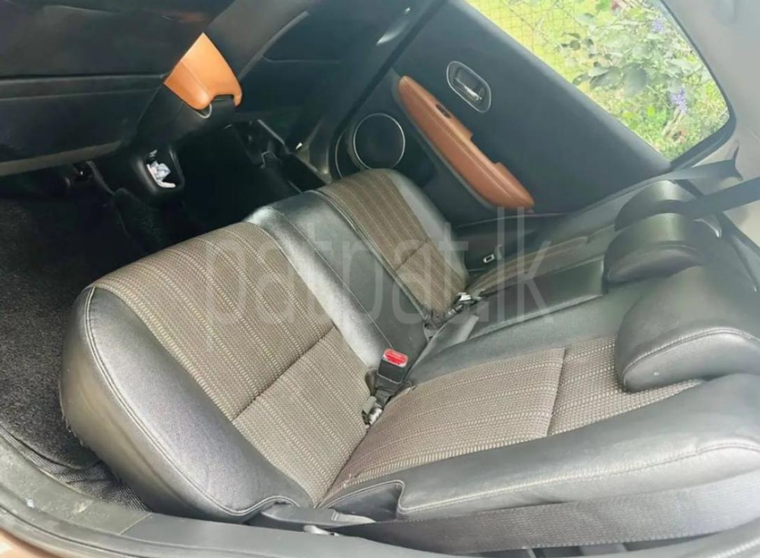 Advertisement image 6