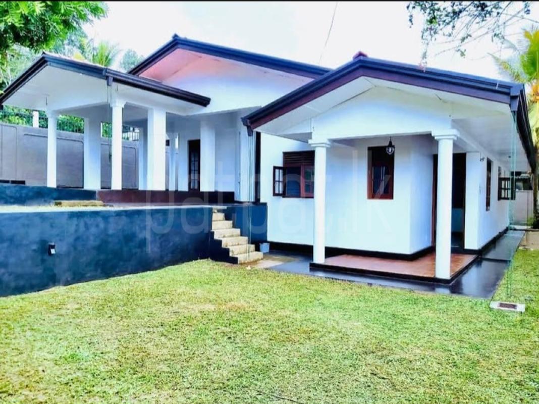 House for Sale in Athurugiriya ads-image-1