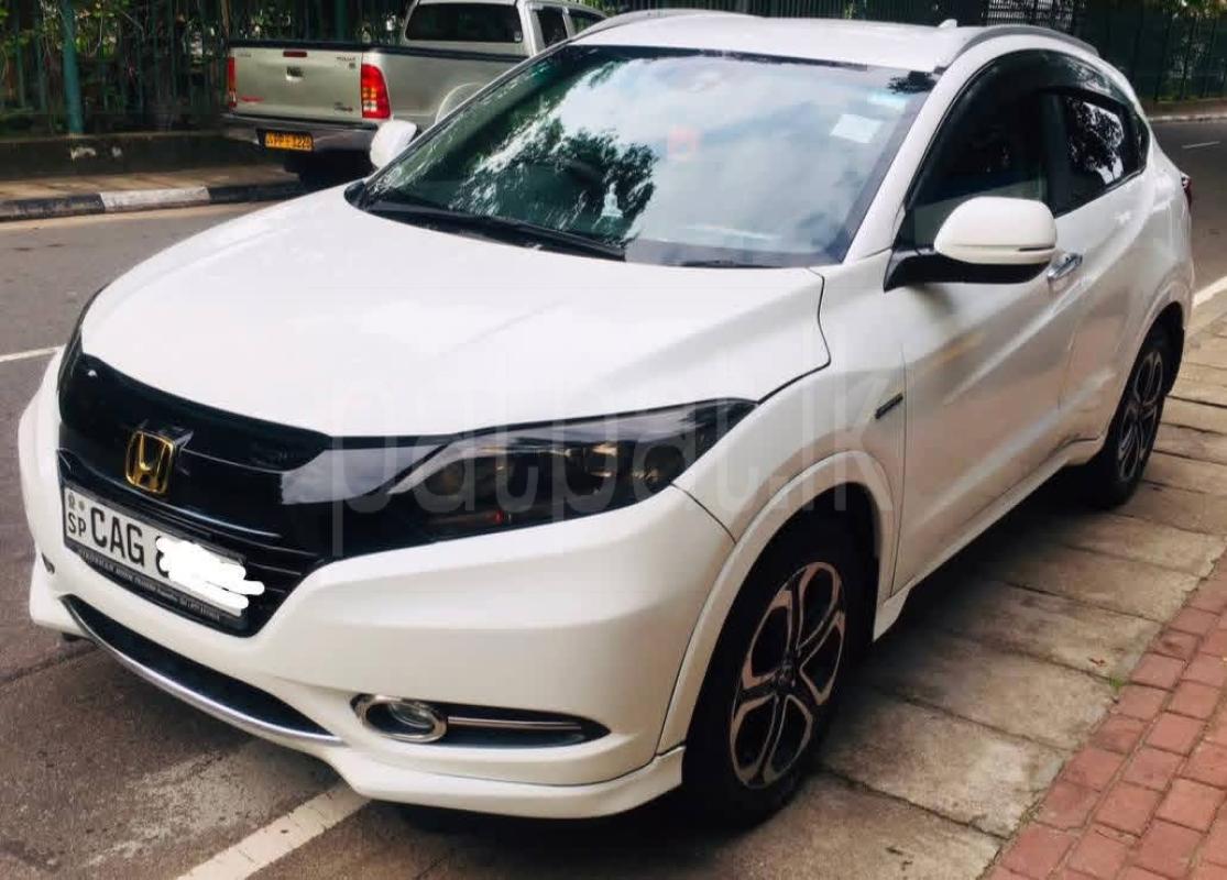 Honda Vezel 2015 - பயன்படுத்தப்பட்டது SUV sale in Sri Lanka - patpat.lk