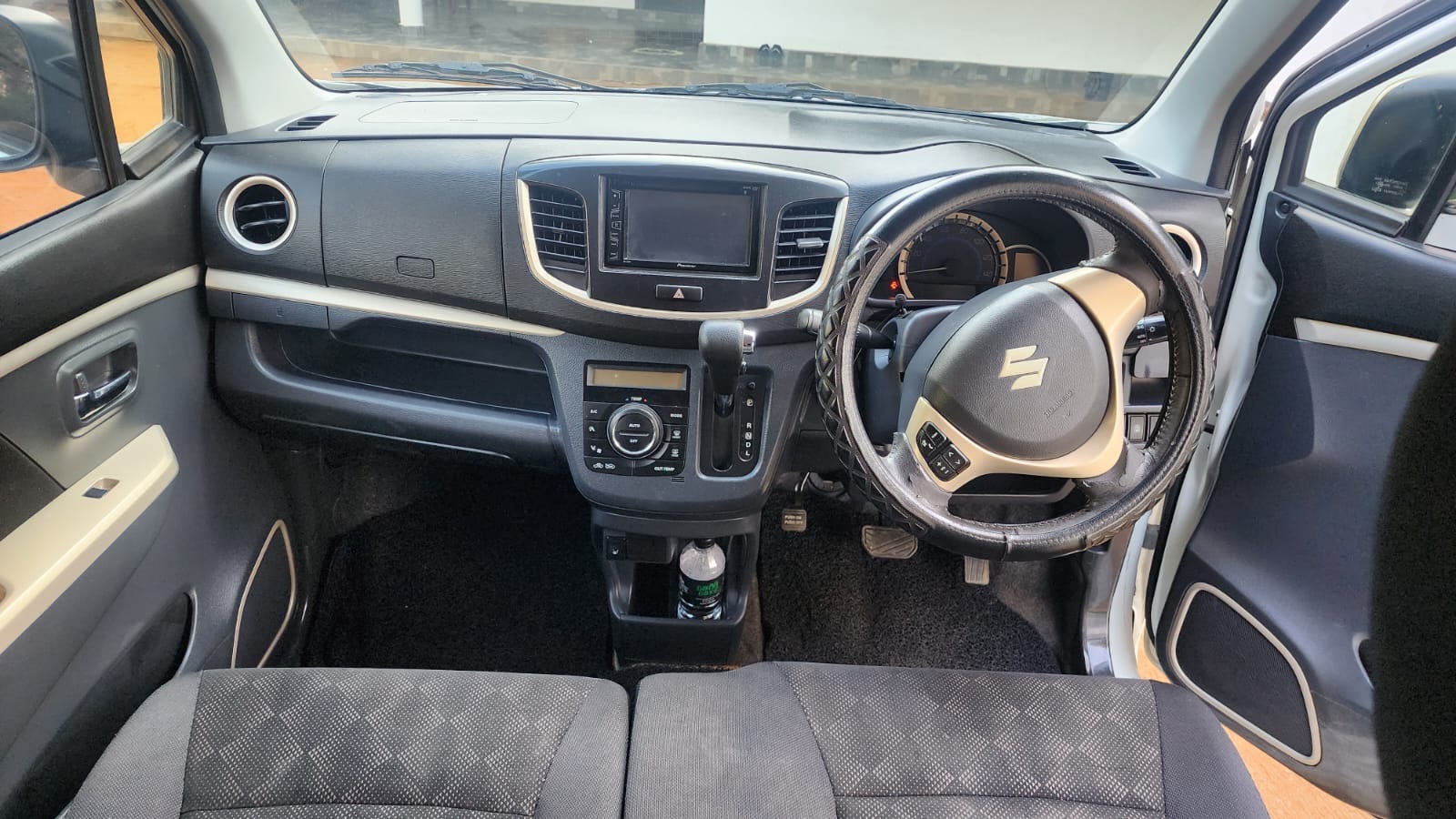 Suzuki Wagon R 2015 - Used Car sale in Sri Lanka - patpat.lk