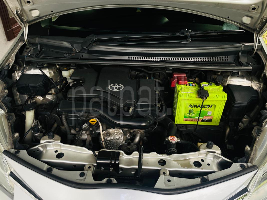 Toyota Vitz 2018 - பயன்படுத்தப்பட்டது கார் sale in Sri Lanka - patpat.lk