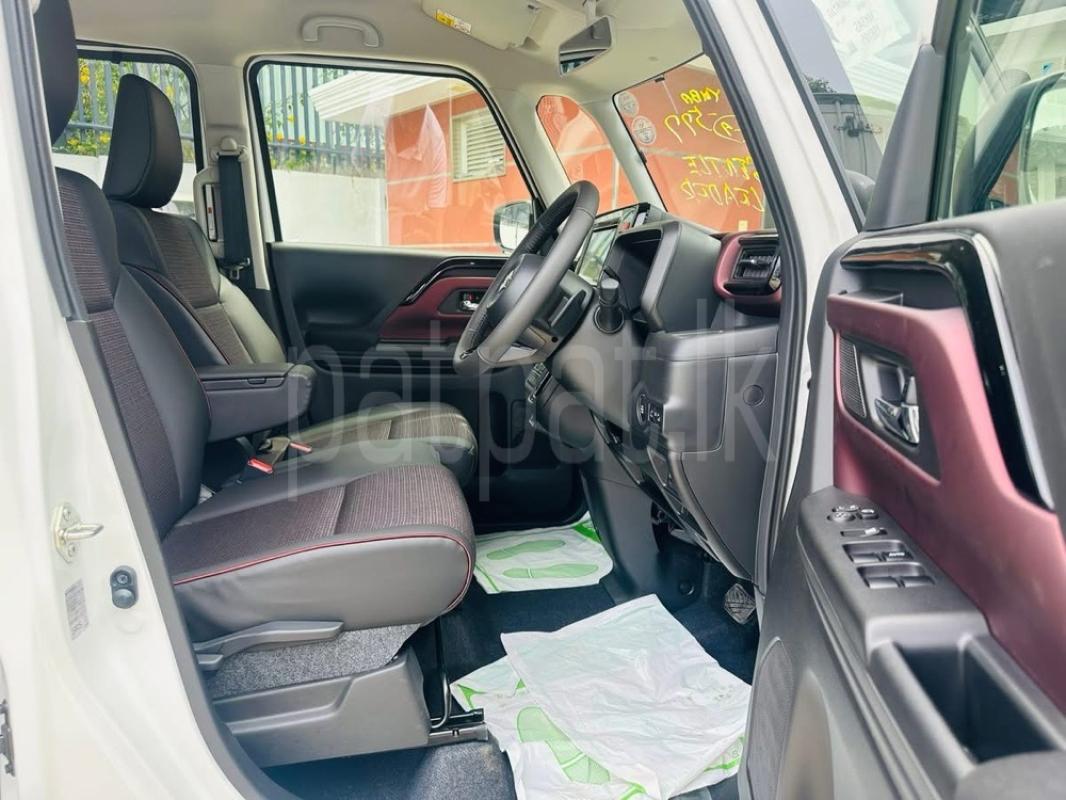 Advertisement image 6