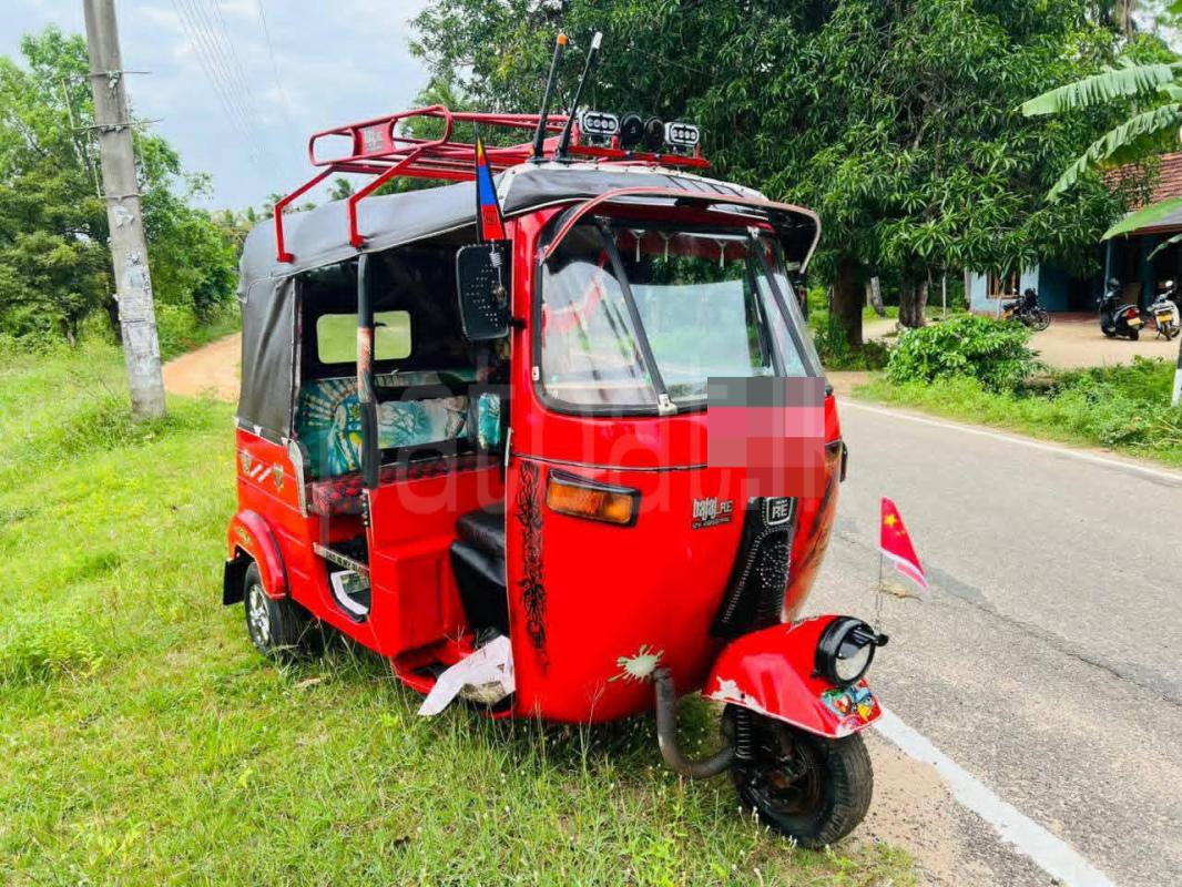 Bajaj Three Wheel 2004 - பயன்படுத்தப்பட்டது முச்சக்கர வண்டி sale in Sri Lanka - patpat.lk