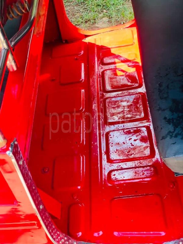 Bajaj 4 stroke 2005 - Used Three wheeler sale in Sri Lanka - patpat.lk