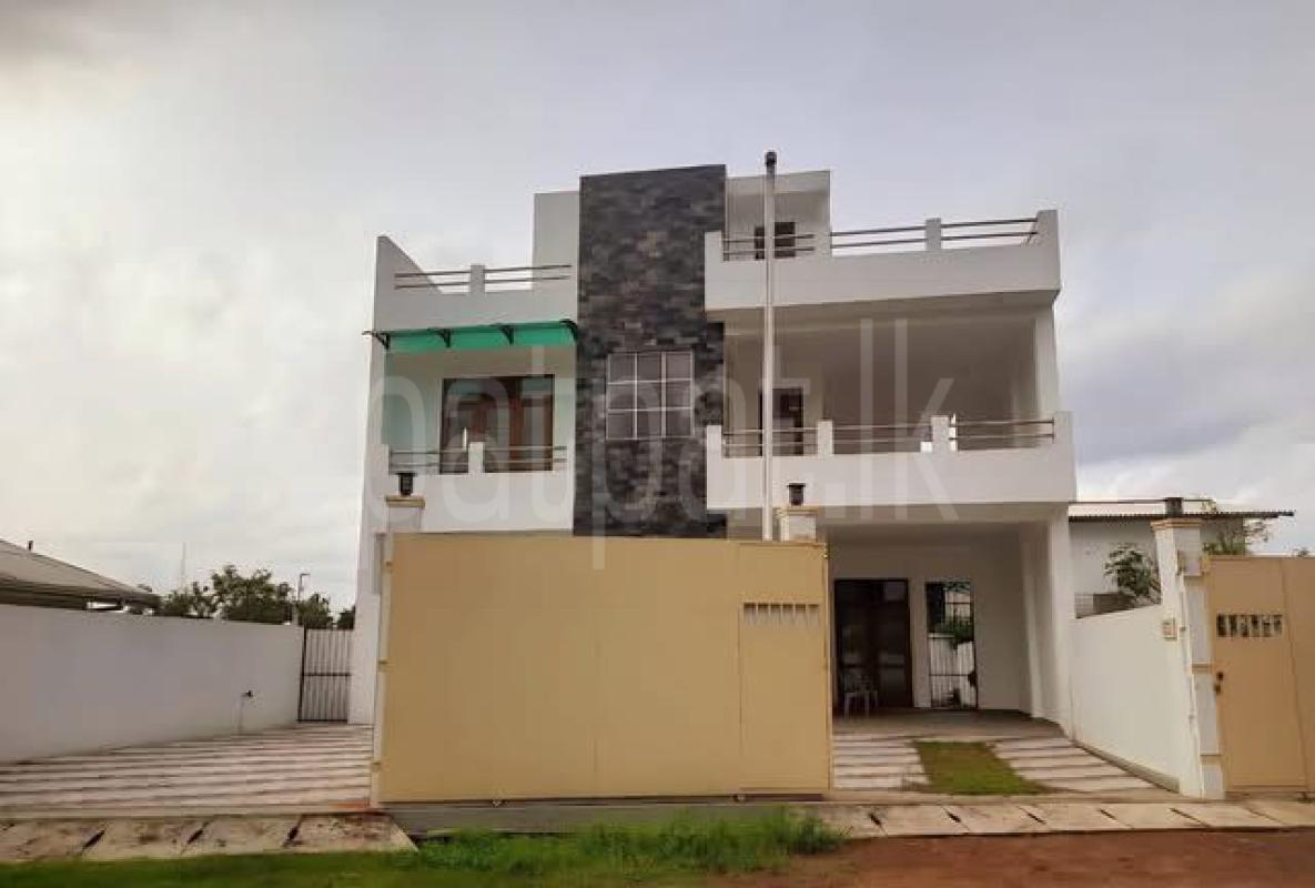 House for Sale in Piliyandala ads-image-1