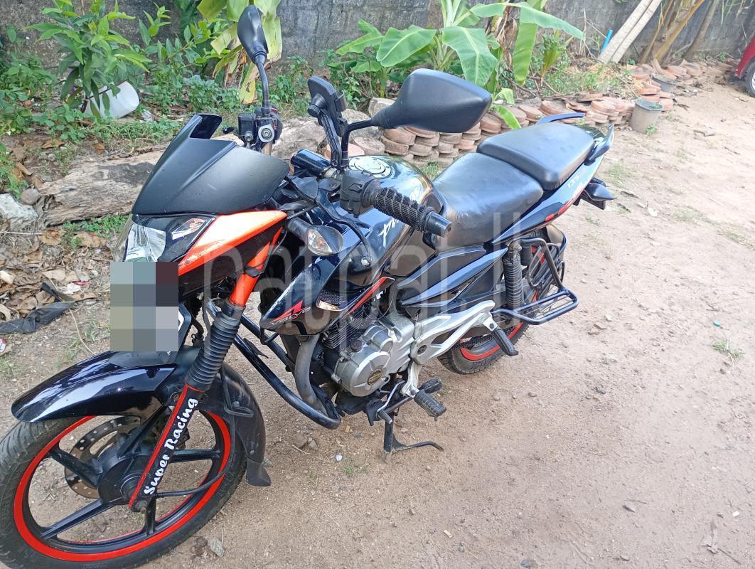Bajaj Pulsar 2013 - Used Bike sale in Sri Lanka - patpat.lk
