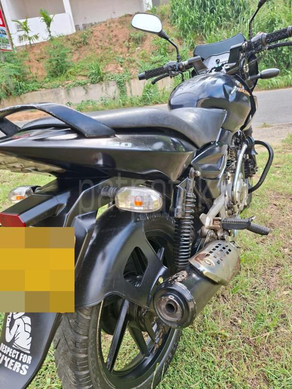 Bajaj Pulsar 2014 - பயன்படுத்தப்பட்டது பைக் sale in Sri Lanka - patpat.lk