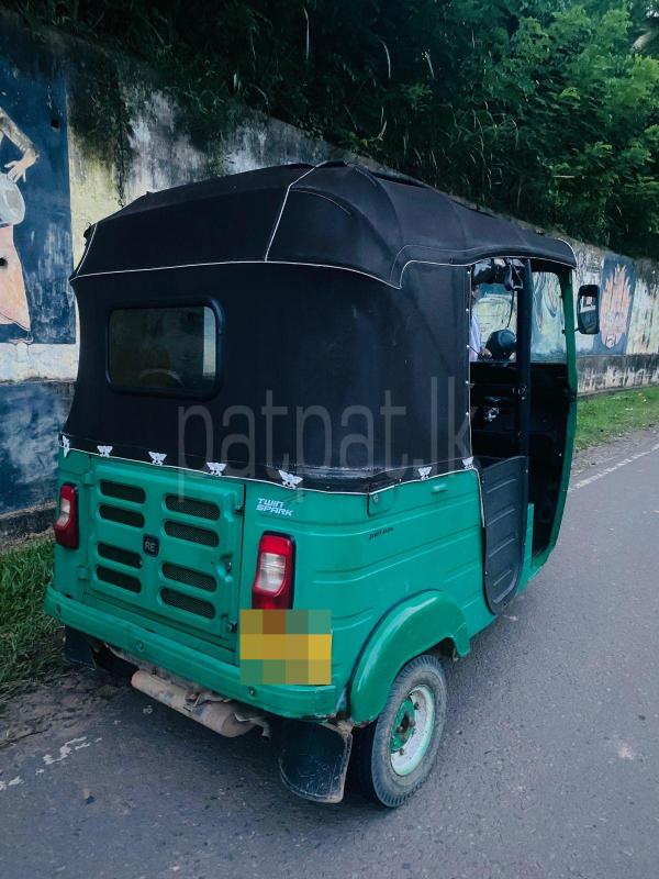 Bajaj Three Wheel 2017 - பயன்படுத்தப்பட்டது முச்சக்கர வண்டி sale in Sri Lanka - patpat.lk