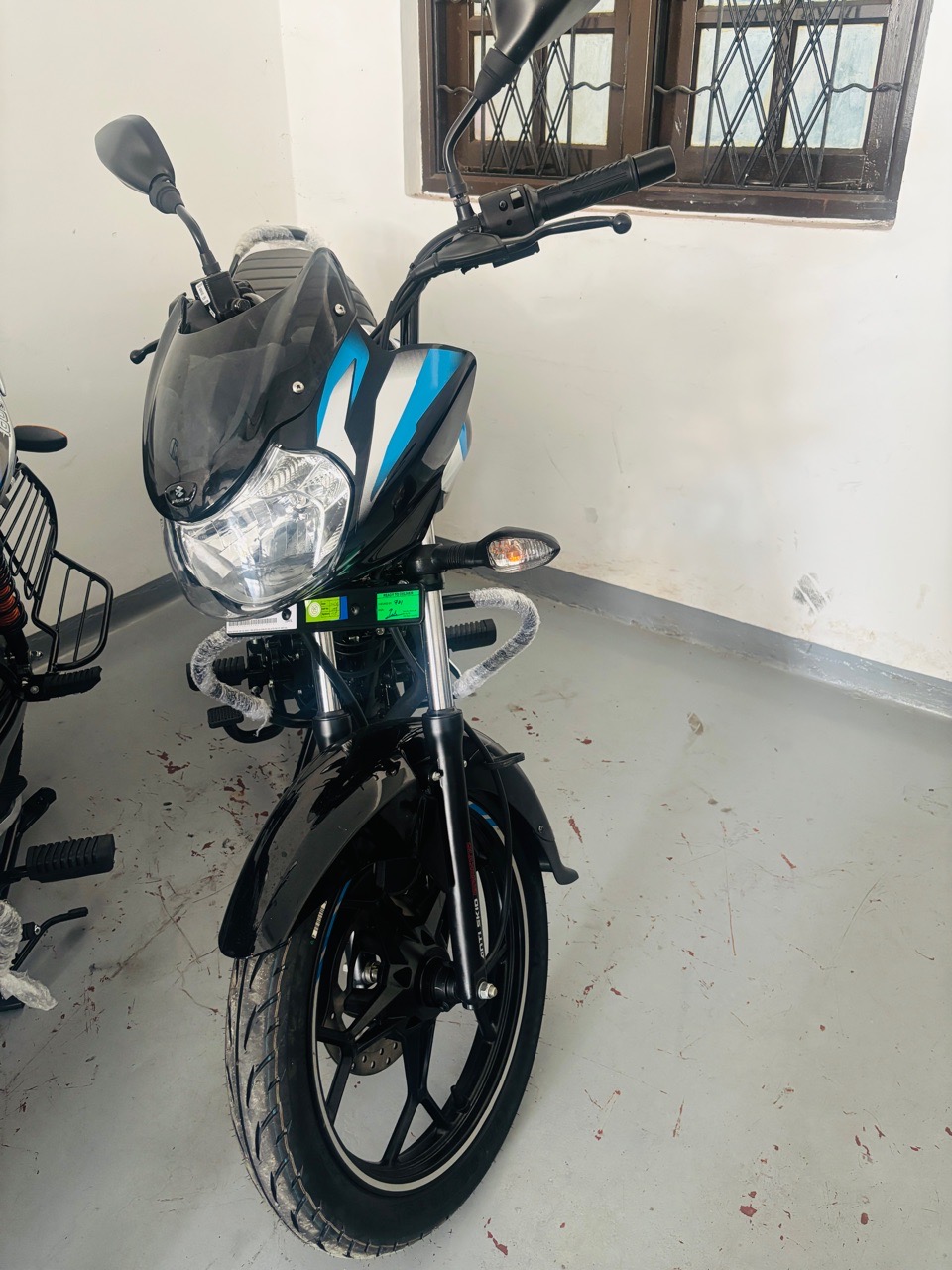 Bajaj Discover 2026 - Brand New Bike sale in Sri Lanka - patpat.lk