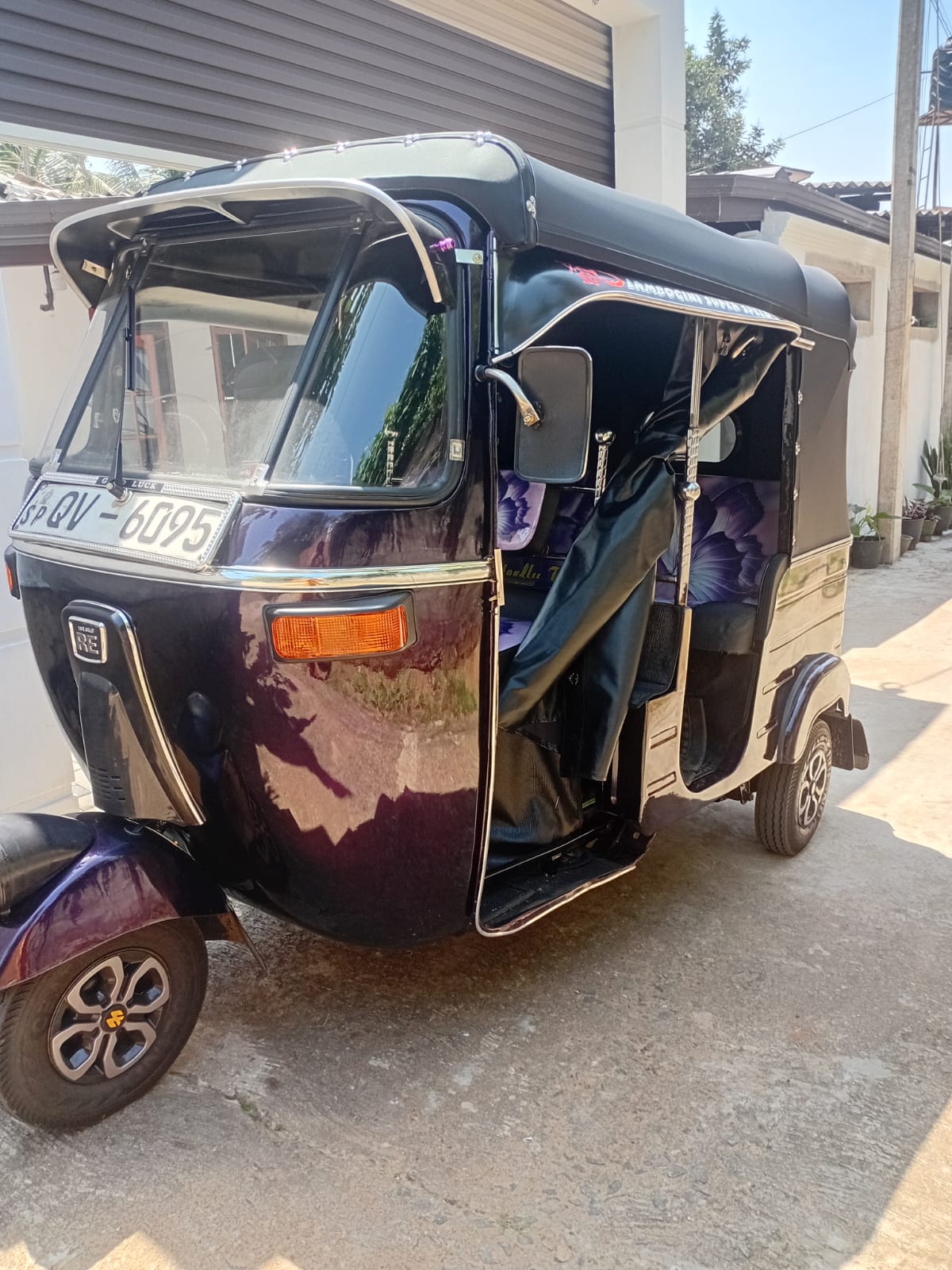 Bajaj Three Wheel 2009 - භාවිතා කරන ලද ත්‍රිරෝද රථය sale in Sri Lanka - patpat.lk
