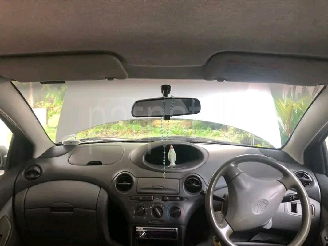 Toyota Vitz 2002 - பயன்படுத்தப்பட்டது கார் sale in Sri Lanka - patpat.lk