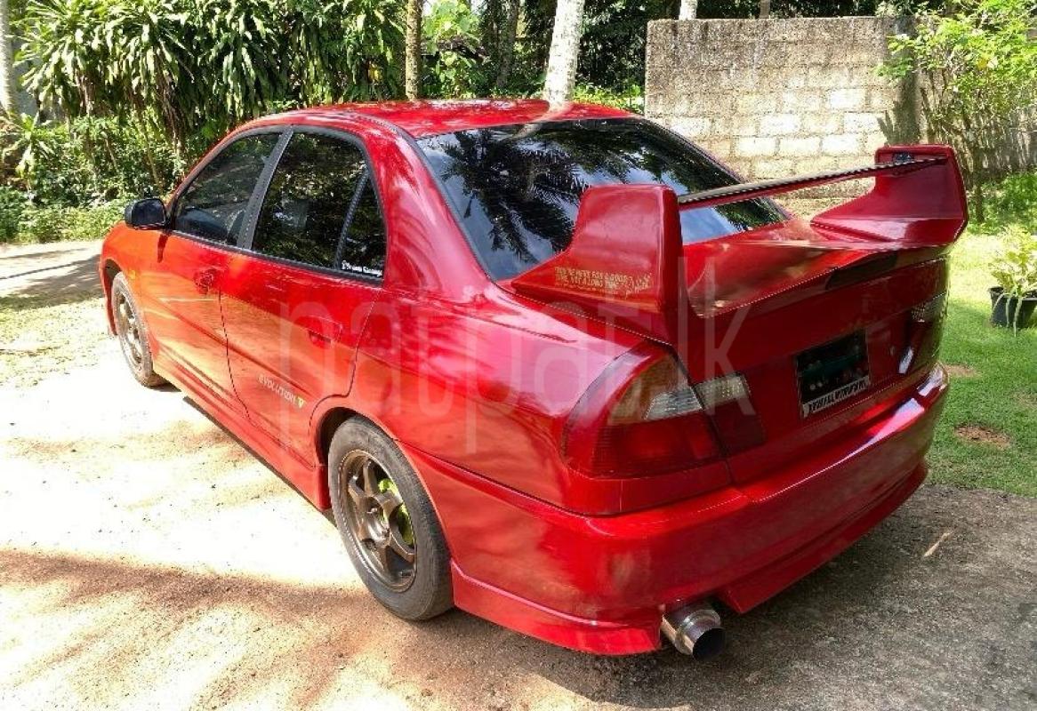 Mitsubishi Lancer 1998 - பயன்படுத்தப்பட்டது கார் sale in Sri Lanka - patpat.lk