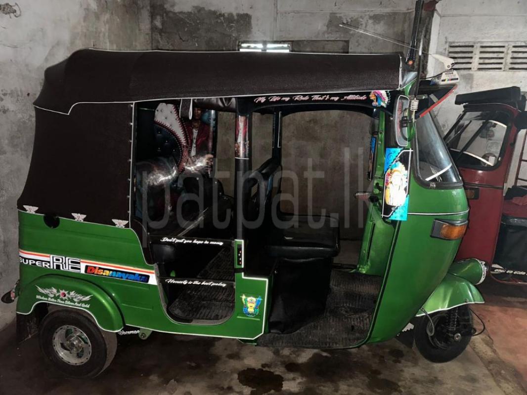 Bajaj 2 stroke 2006 - Used Three wheeler sale in Sri Lanka - patpat.lk