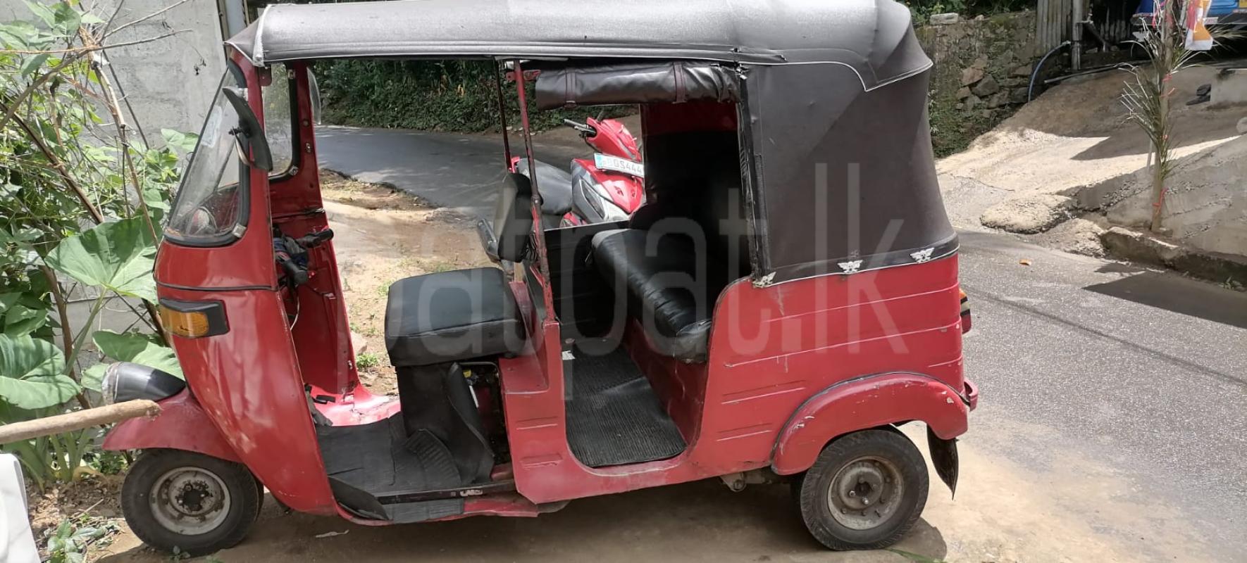 Bajaj Three Wheel 2006 - பயன்படுத்தப்பட்டது முச்சக்கர வண்டி sale in Sri Lanka - patpat.lk