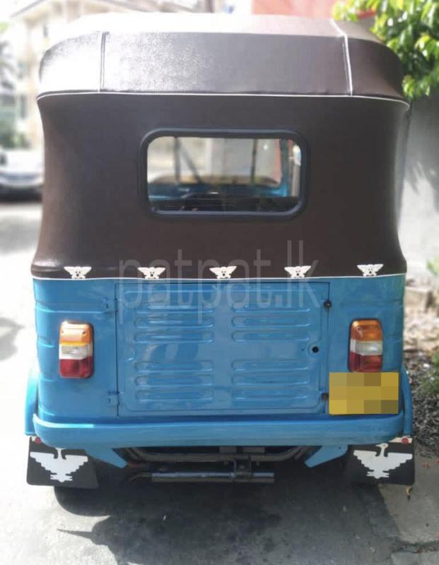 Bajaj 4 stroke 2010 - பயன்படுத்தப்பட்டது முச்சக்கர வண்டி sale in Sri Lanka - patpat.lk