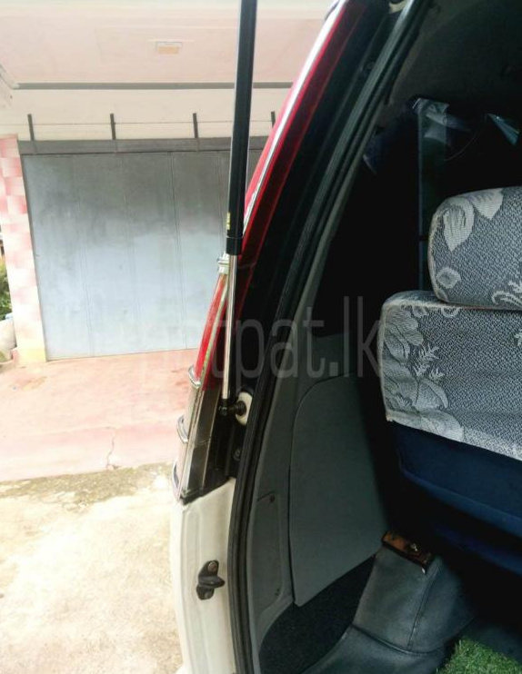 Toyota Noah 2001 - பயன்படுத்தப்பட்டது வேன் sale in Sri Lanka - patpat.lk