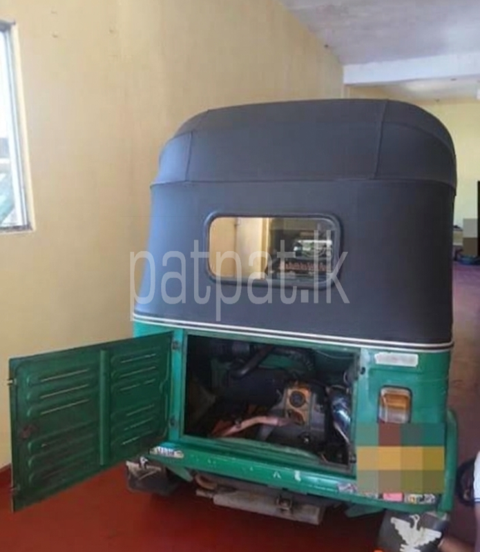 Bajaj 4 stroke 2014 - භාවිතා කරන ලද ත්‍රිරෝද රථය sale in Sri Lanka - patpat.lk