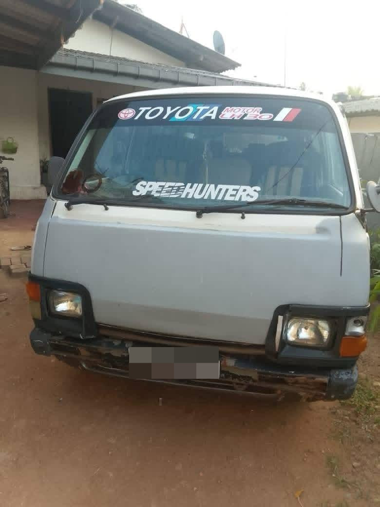 Toyota LH30B 1980 ads-image-1