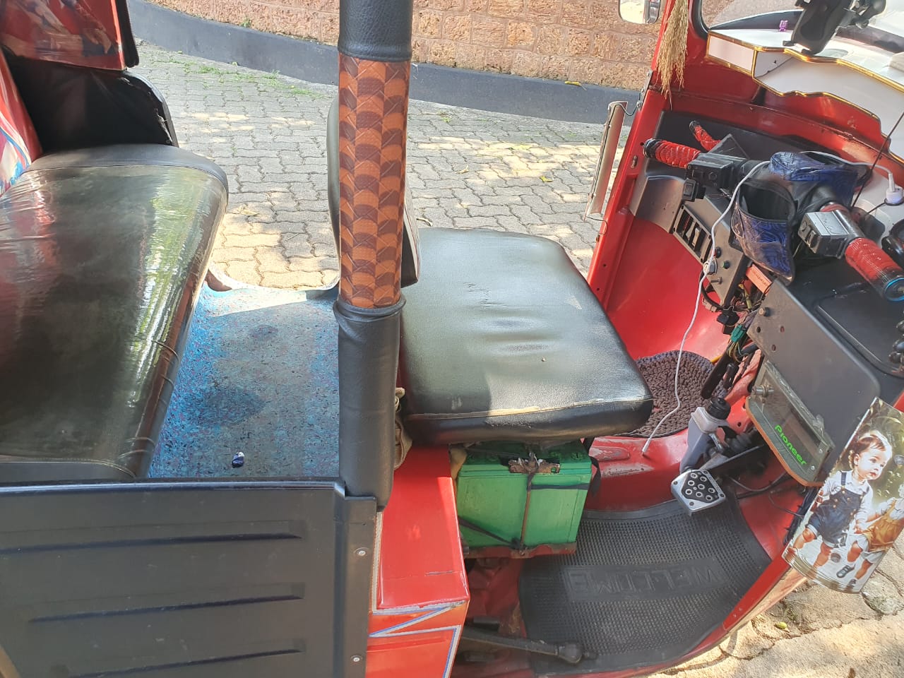 Bajaj Three Wheel 2011 - Used Three wheeler sale in Sri Lanka - patpat.lk