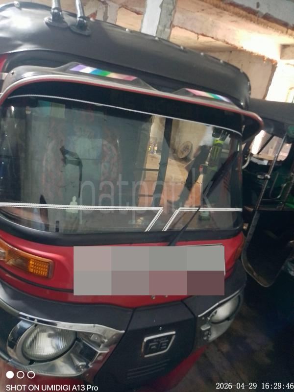 Bajaj Three Wheel 2014 - பயன்படுத்தப்பட்டது முச்சக்கர வண்டி sale in Sri Lanka - patpat.lk